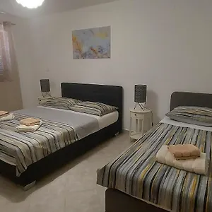  Apartman Spomax